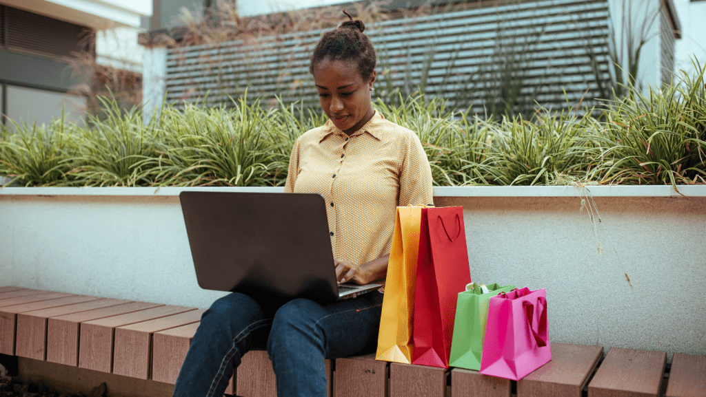 Don’t Make These 12 Mistakes Shopping On Black Friday (2)